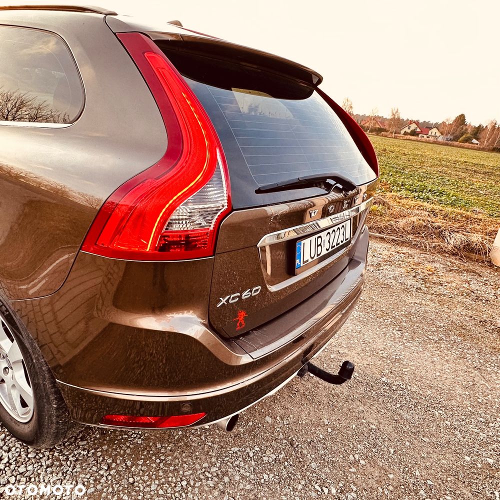 Volvo XC 60 D3 Momentum - 18