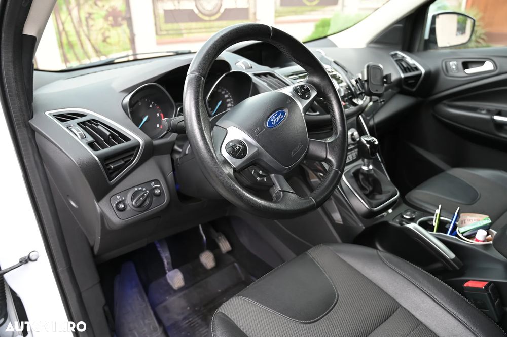 FORD Kuga 2015 — imagine 10