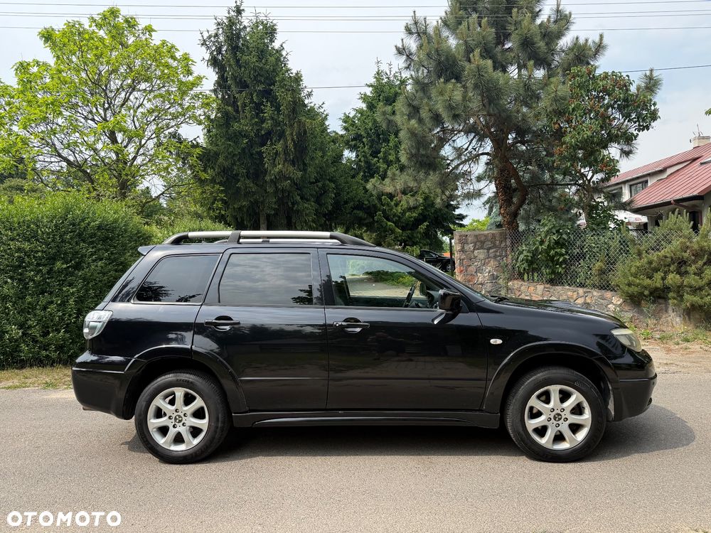 Mitsubishi Outlander 2.0 Turbo 4WD - 5