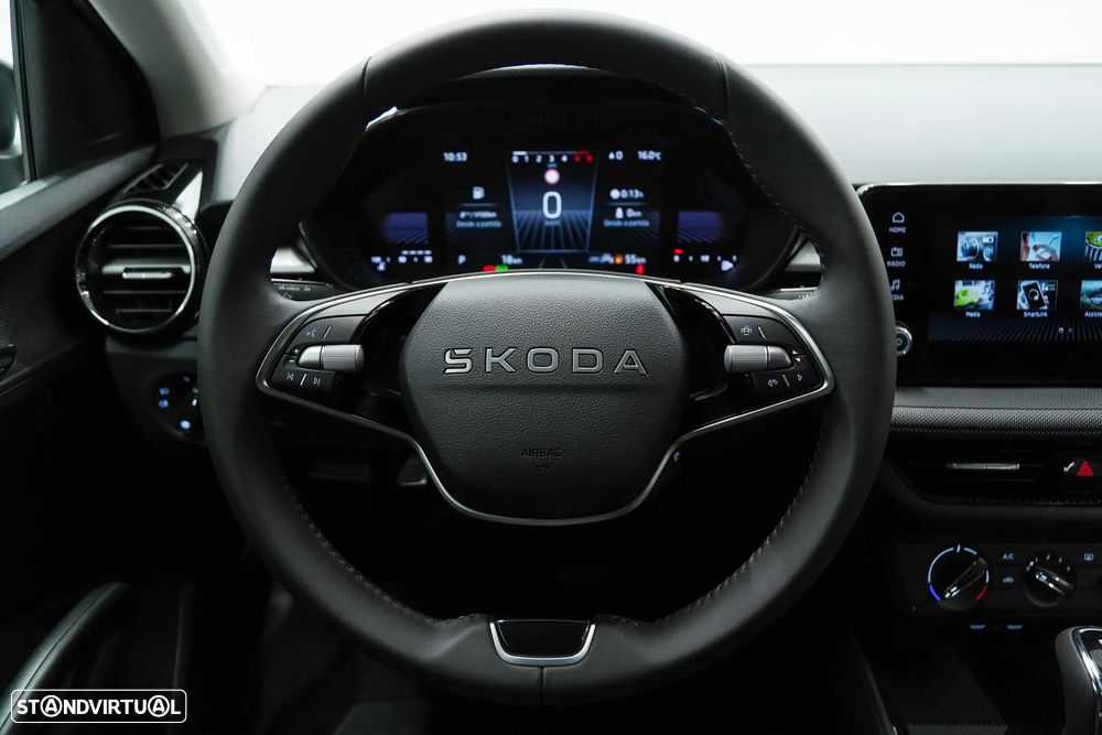 Skoda Fabia 1.0 TSI Selection DSG - 23