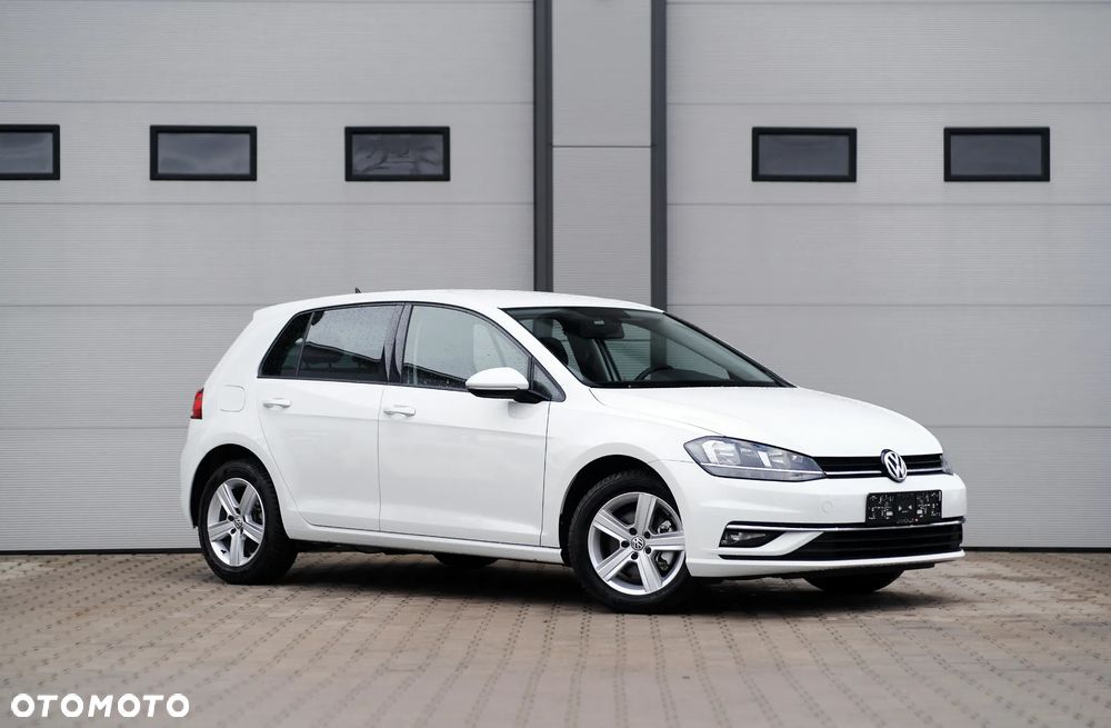 Volkswagen Golf - 8