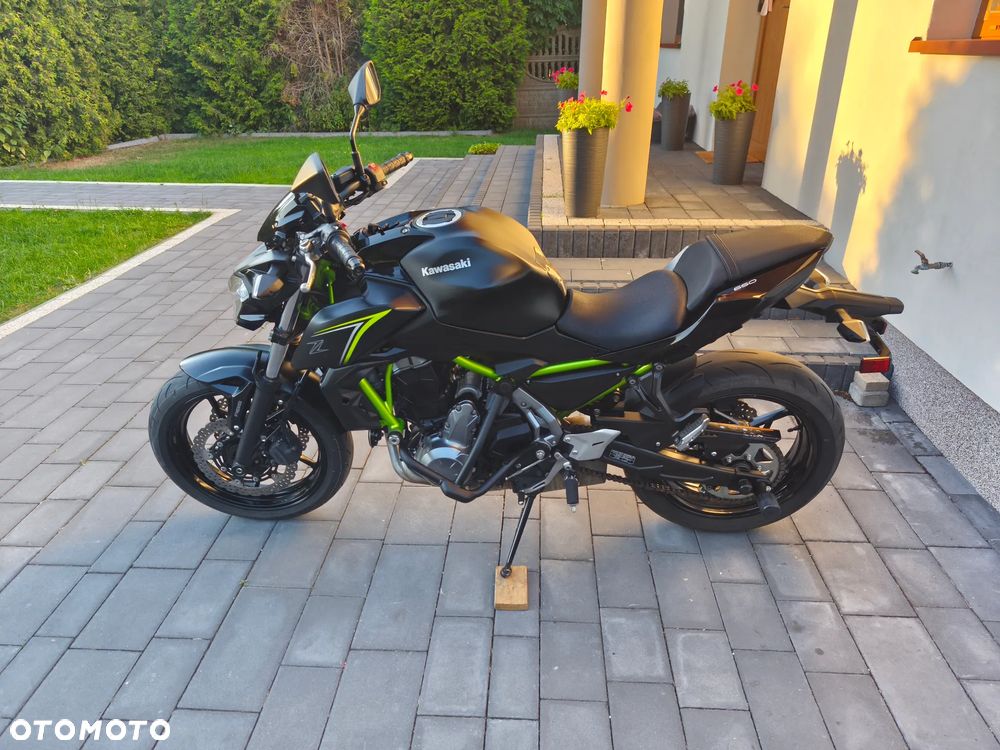 Kawasaki Z 650 - 5