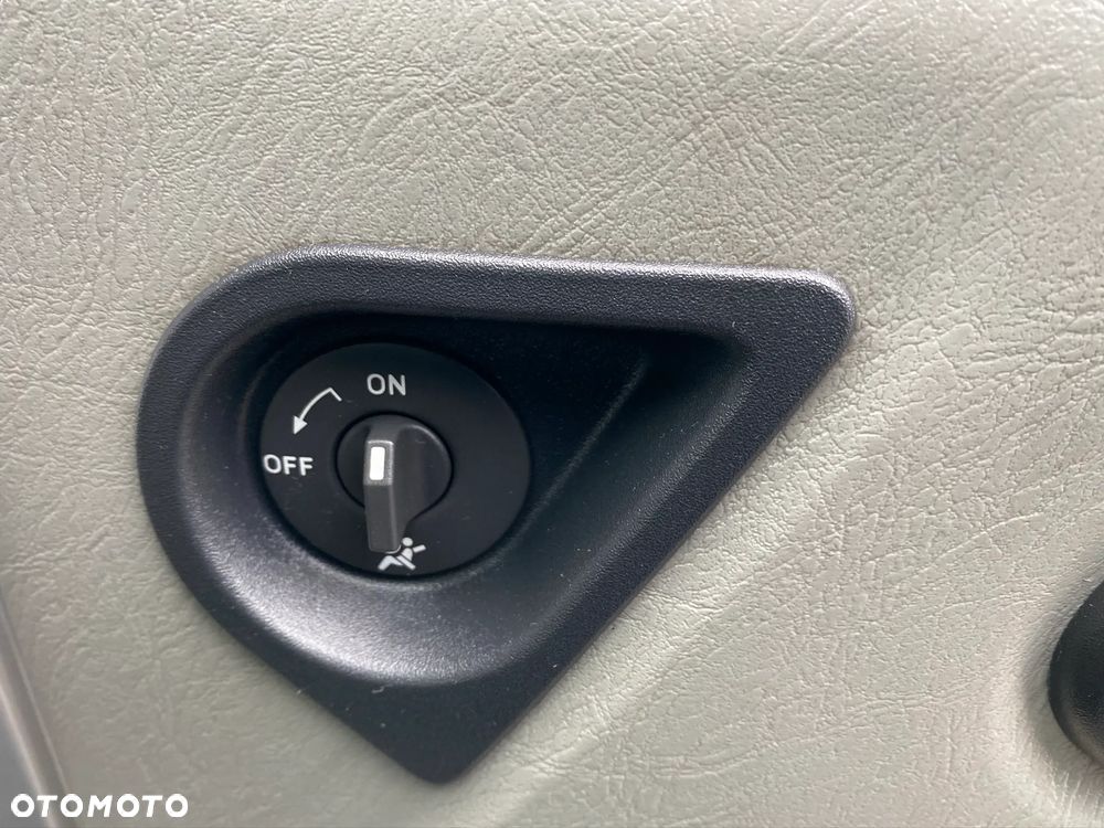 Renault Trafic Grand Passenger Pack Clim - 32