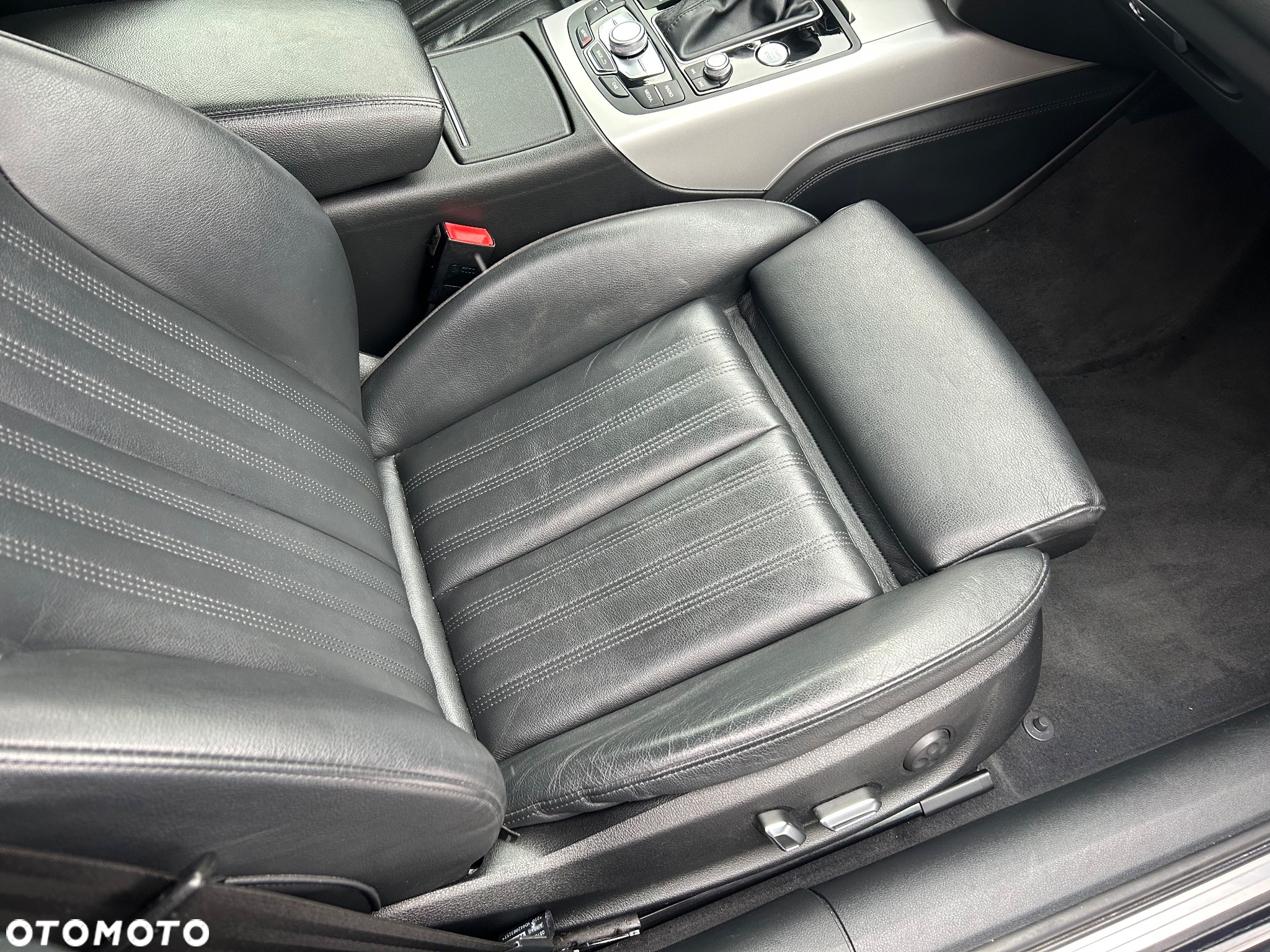 Audi A6 2.0 TDI ultra S tronic - 28
