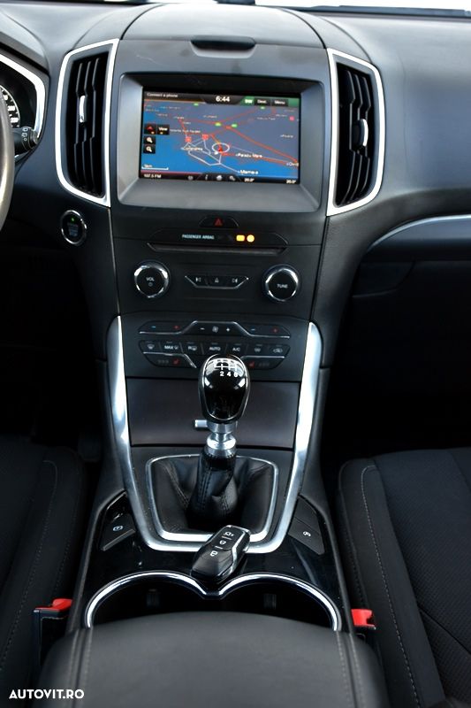 Ford S-Max 2.0 TDCi ST-Line - 20
