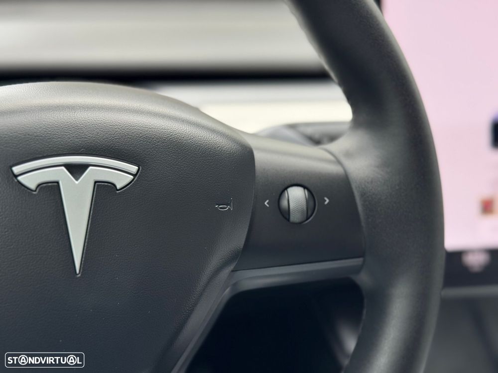 Tesla Model Y Tração Traseira - 21