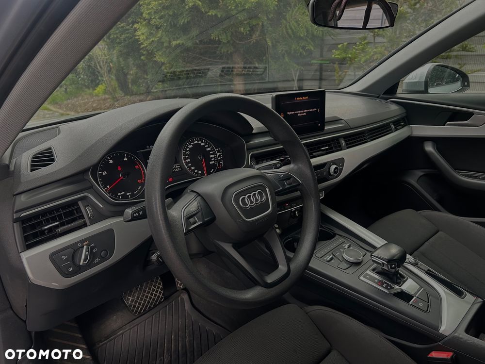 Audi A4 Avant 40 TDI S tronic - 12