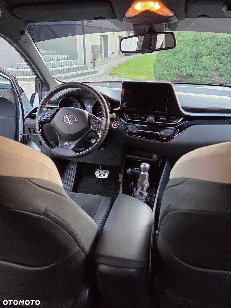 Toyota C-HR 2.0 Hybrid GR Sport - 10