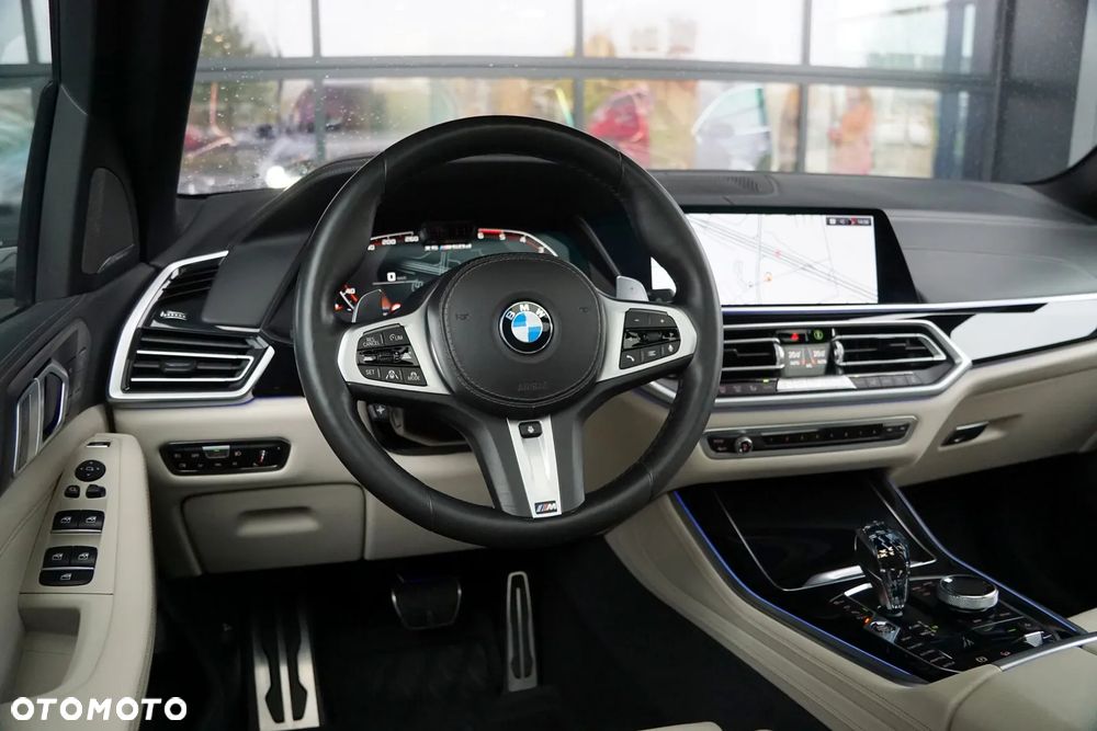 BMW X5 M M50d - 29