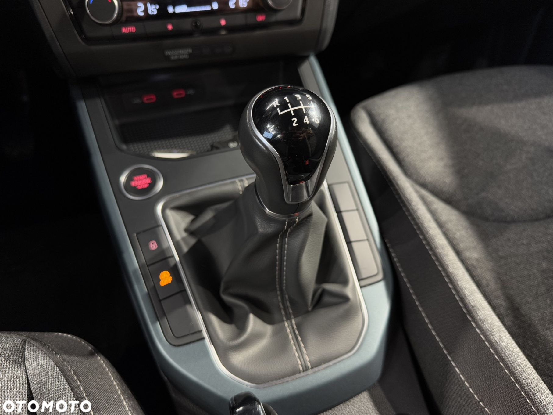 Seat Arona - 18