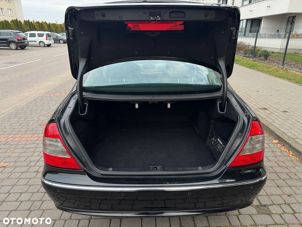 Mercedes-Benz Klasa E - 17