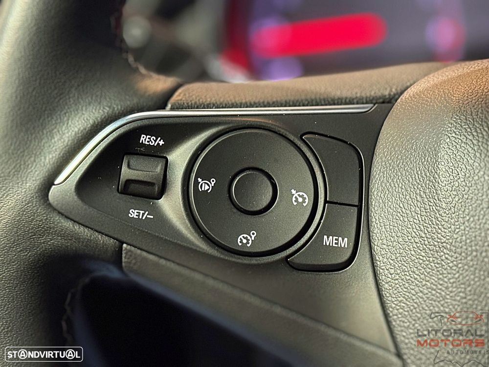 Opel Crossland 1.2 T Elegance - 21