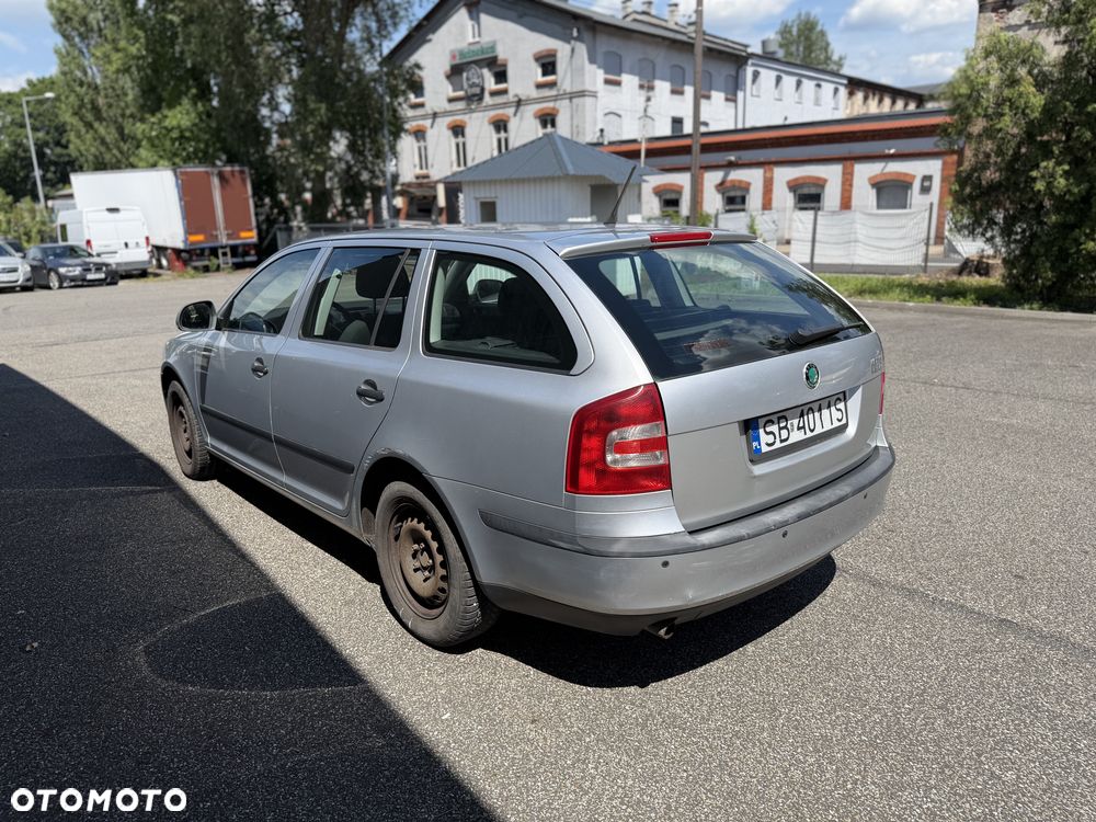 Skoda Octavia 1.6 Tour Classic - 5