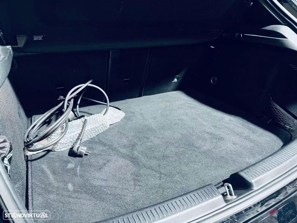 Mercedes-Benz A 250 e AMG Line - 5