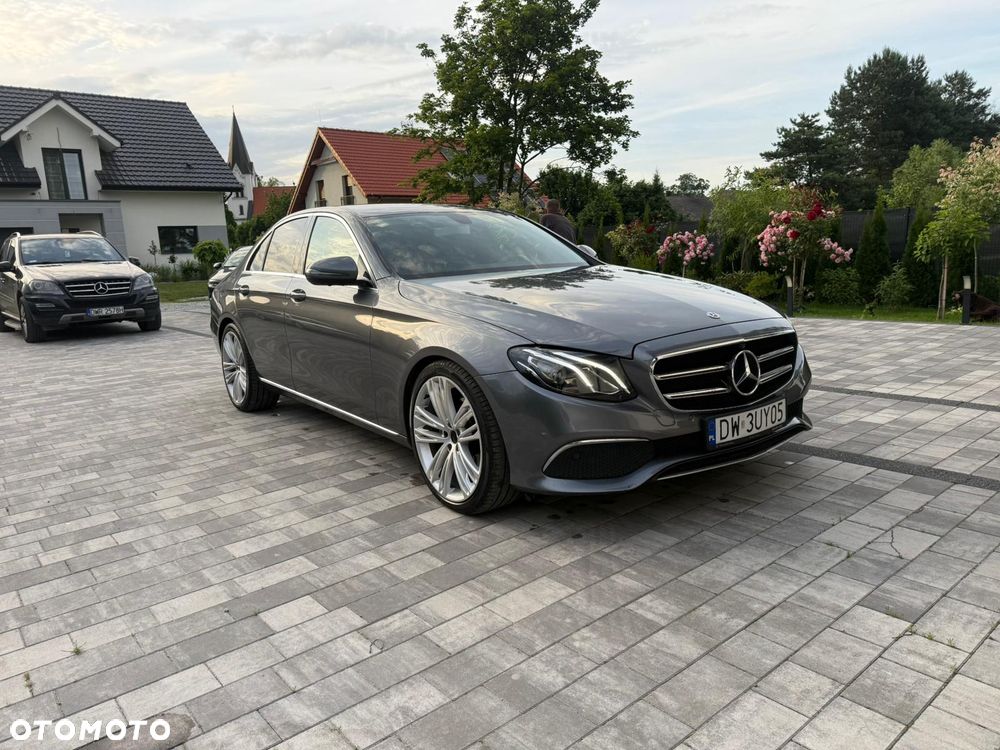 Mercedes-Benz Klasa E 220 d 4-Matic Avantgarde - 6