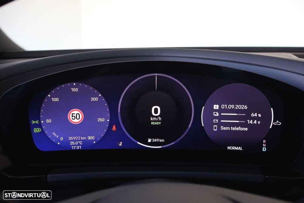 Porsche Macan Electric 4 - 41