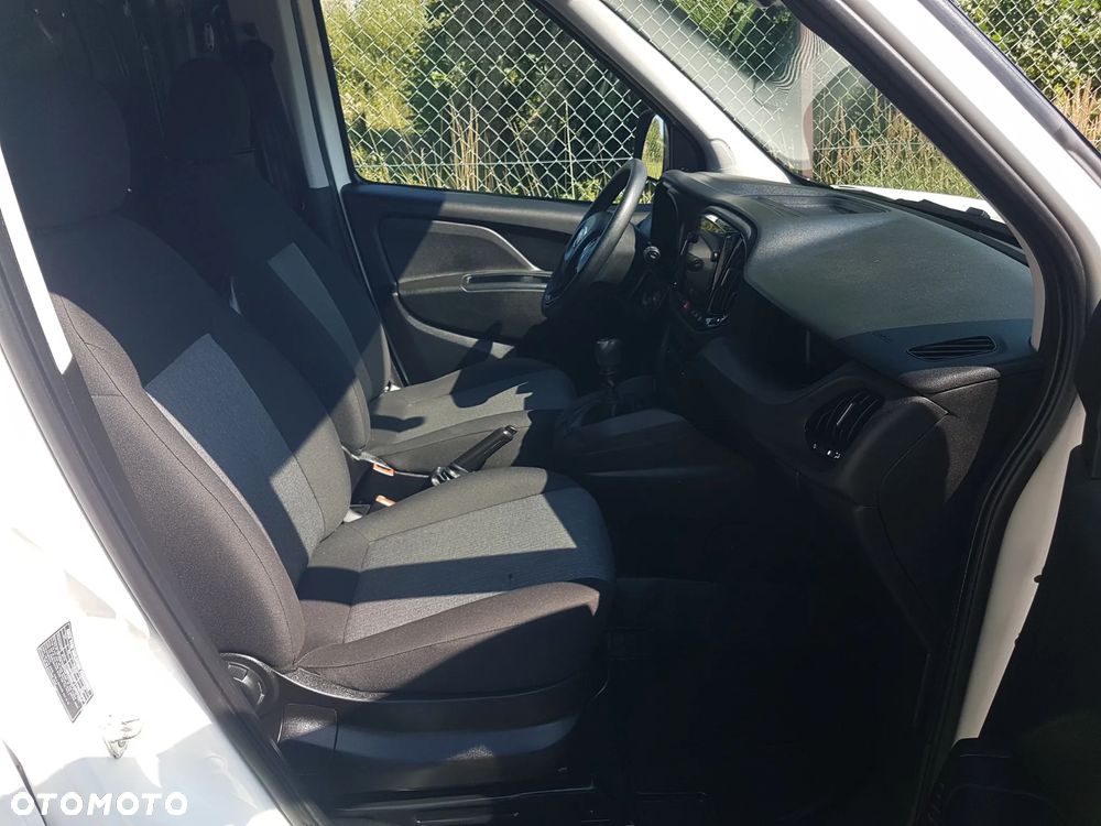 Fiat DOBLO MAXI CHŁODNIA IZOTERMA GRZANIE AGREGAT ZANOTTI DŁUGI L2H1 KLIMA - 21