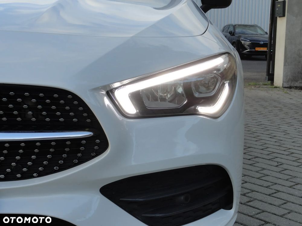 Mercedes-Benz CLA 200 7G-DCT Edition AMG Line - 28