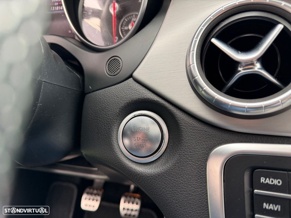 Mercedes-Benz CLA 180 d Shooting Brake AMG Line - 27