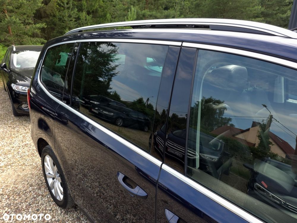 Volkswagen Sharan 2.0 TDI Highline DSG - 24