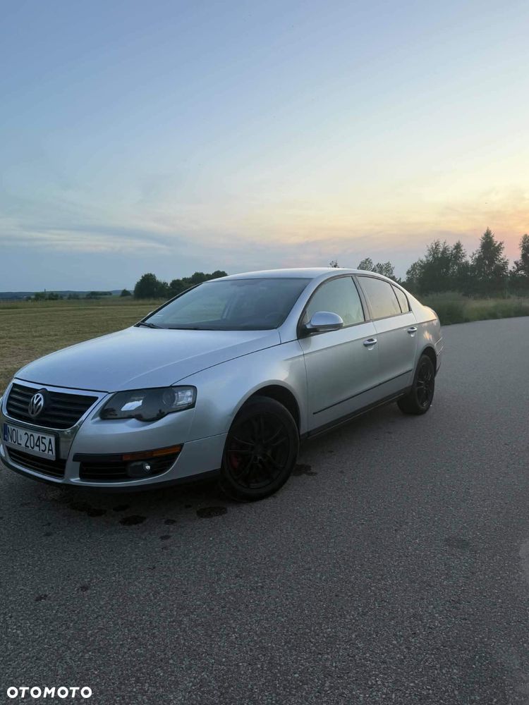 Volkswagen Passat - 3