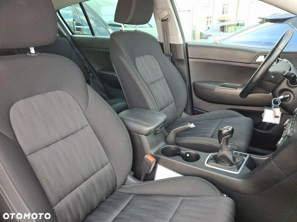 Kia Sportage 1.6 GDI M 2WD - 17