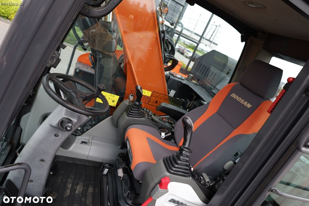 Doosan DX165W-5 - 25