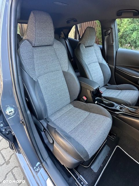 Toyota Corolla 1.8 Business Edition - 41