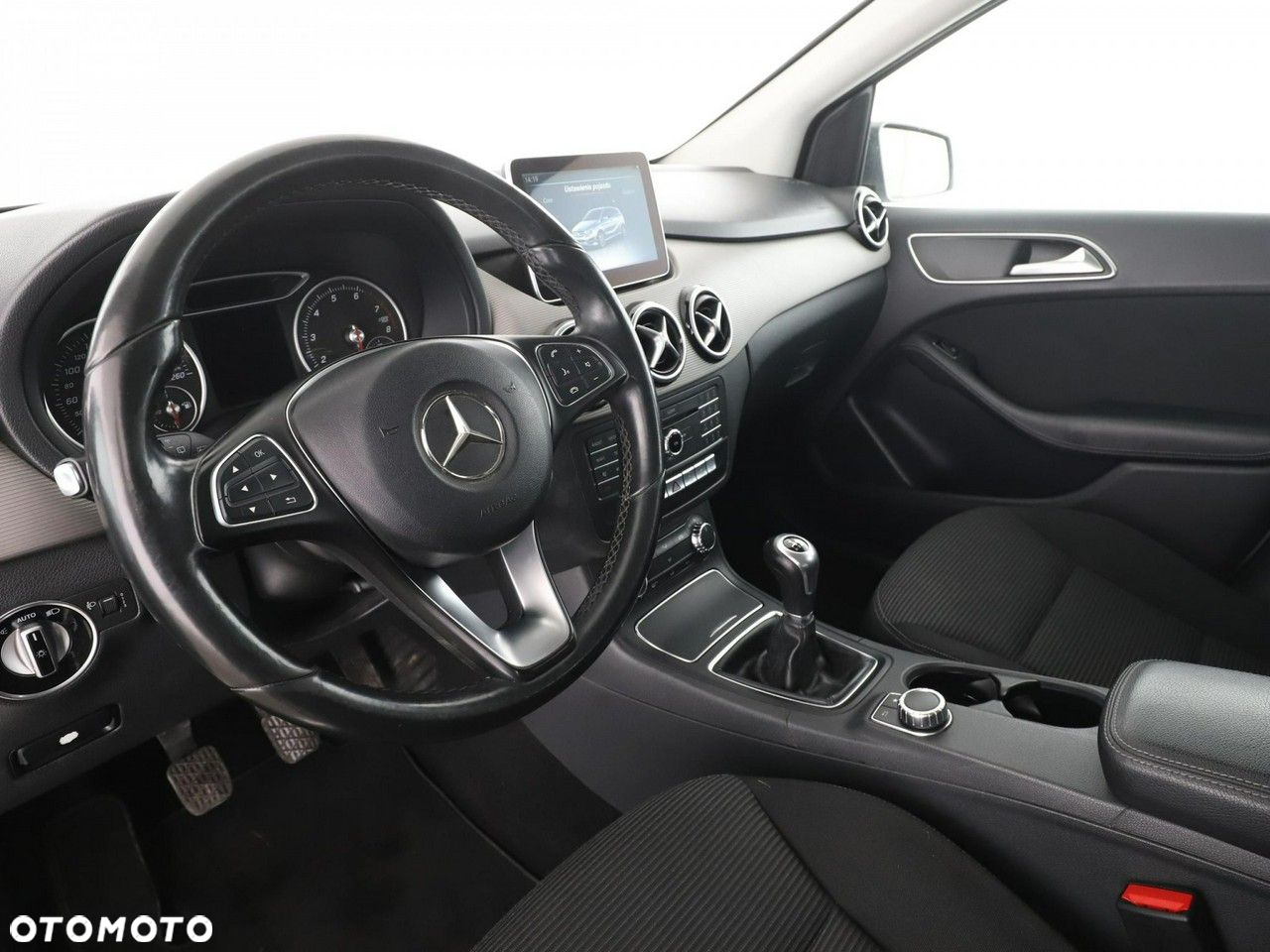 Mercedes-Benz Klasa B - 15
