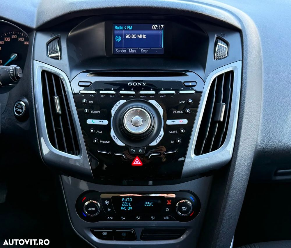 Ford Focus 2.0 TDCI DPF Titanium - 7