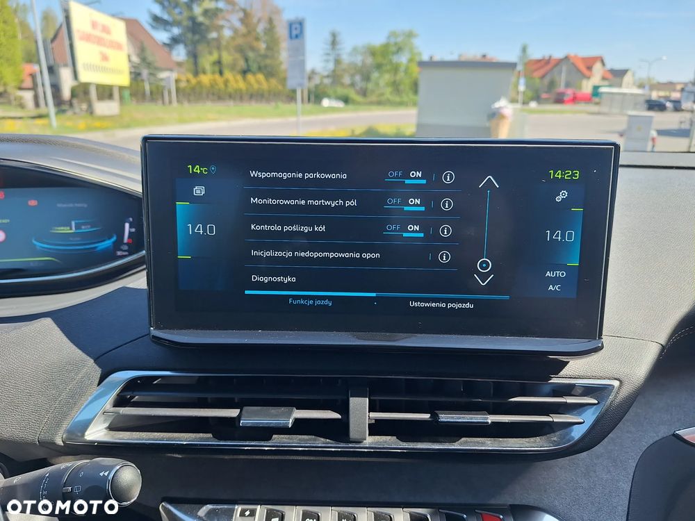 Peugeot 3008 225 e-EAT8 GT - 20