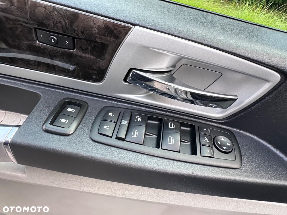 Chrysler Grand Voyager 2.8 CRD Automatik Limited - 23