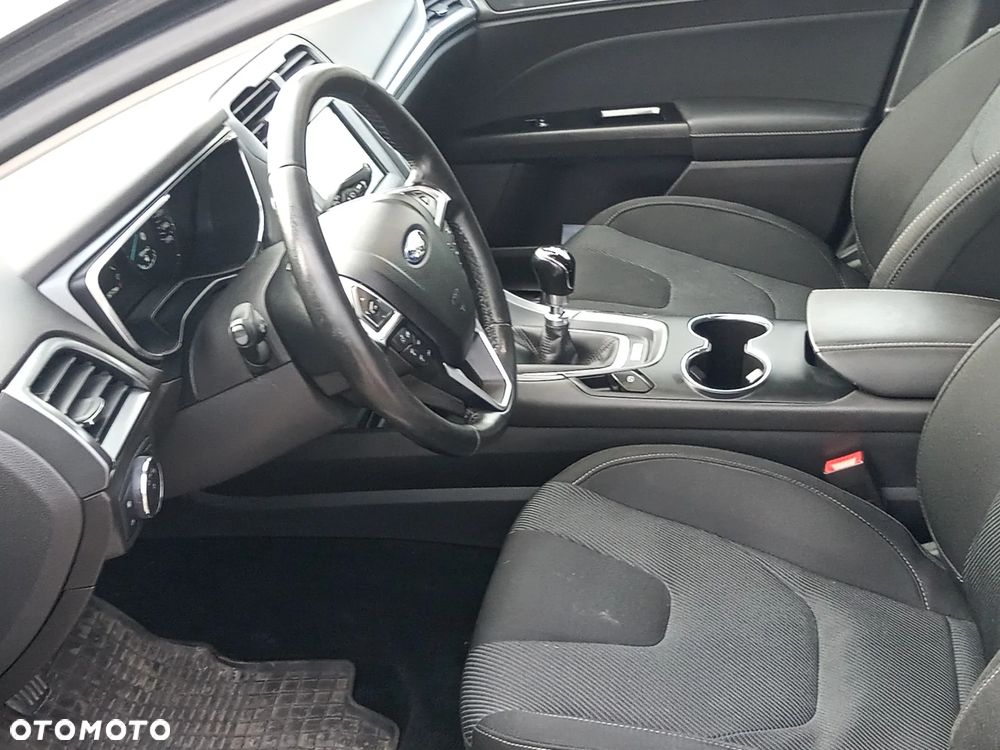 Ford Mondeo 2.0 TDCi Titanium - 11