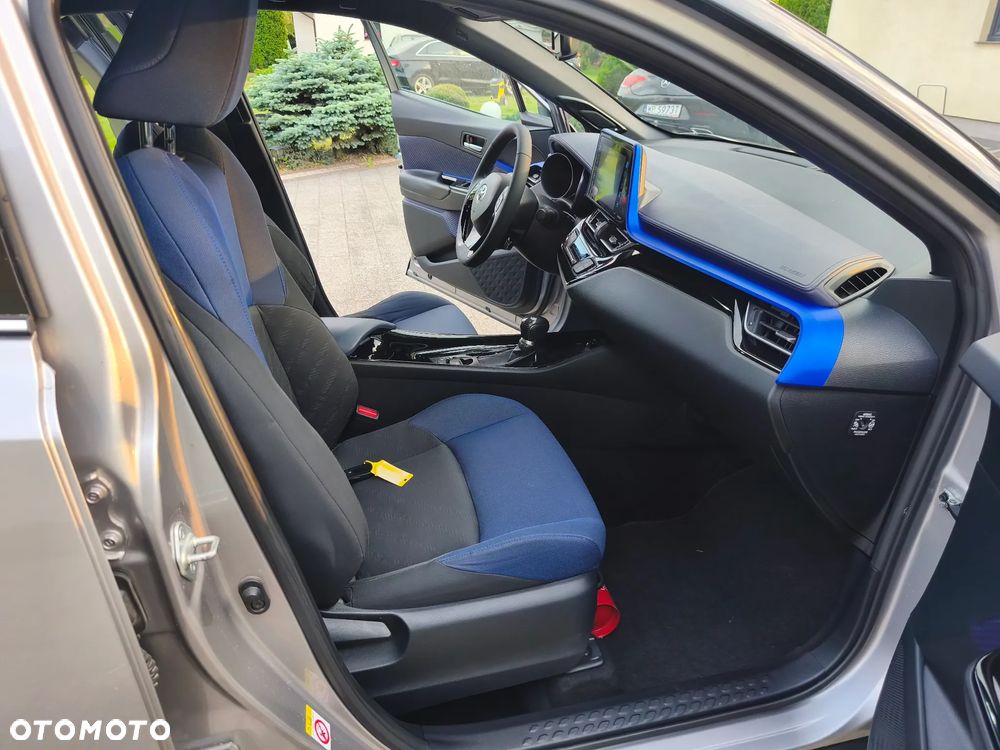 Toyota C-HR Style Selection - 16