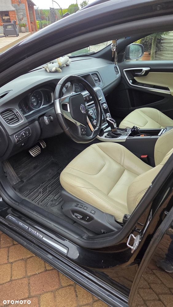 Volvo V60 - 6