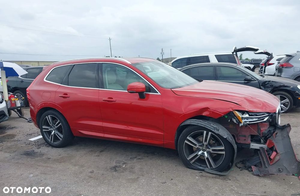 Volvo XC 60 T5 AWD Geartronic Momentum Pro - 5