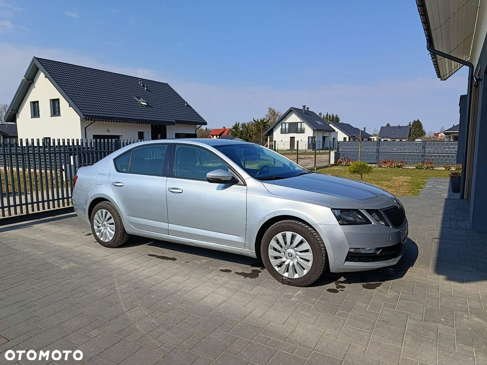 Skoda Octavia 1.6 TDI Active - 2
