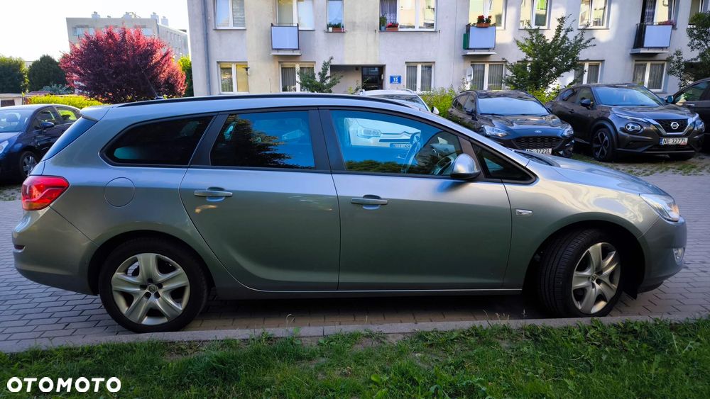 Opel Astra 1.4 Sport - 8