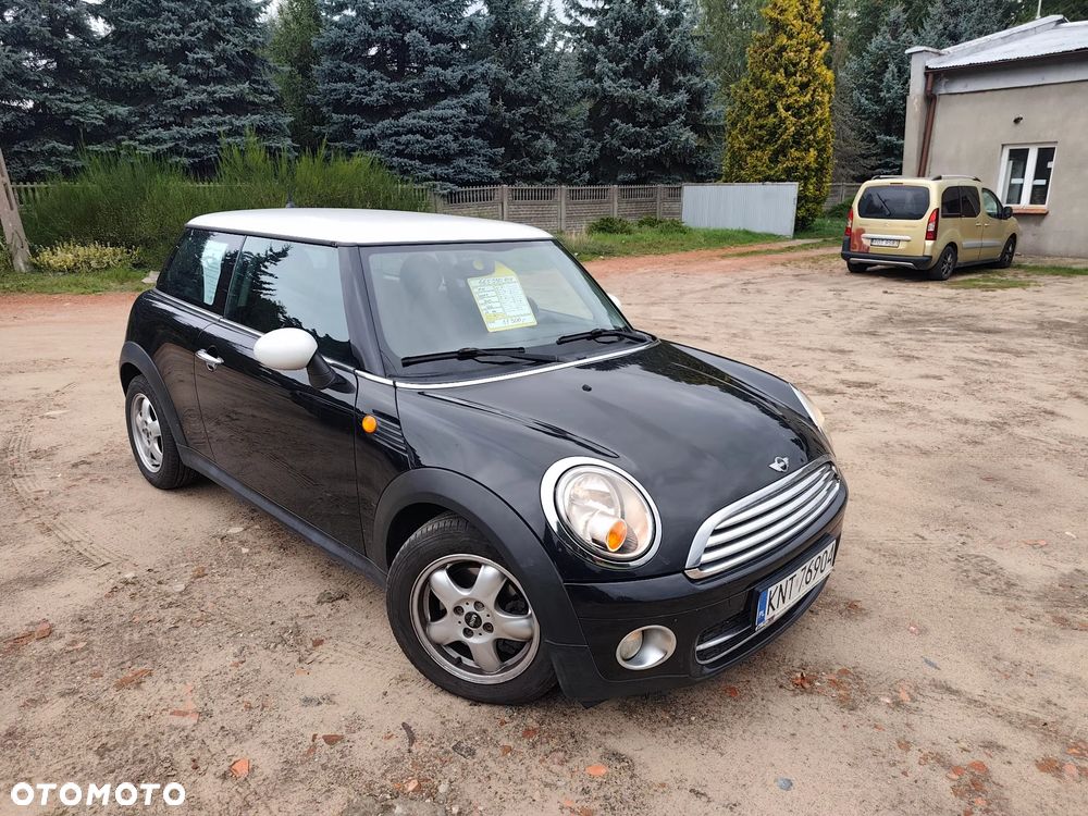 MINI Cooper D 50 Mayfair - 2