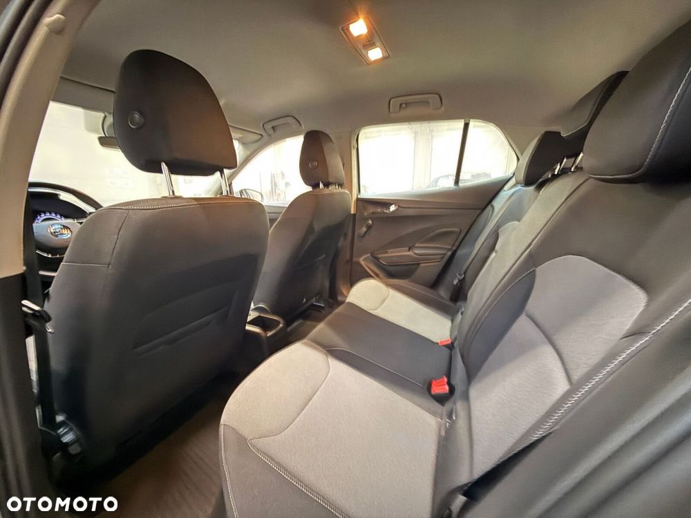 Skoda Fabia 1.0 TSI Ambition - 25