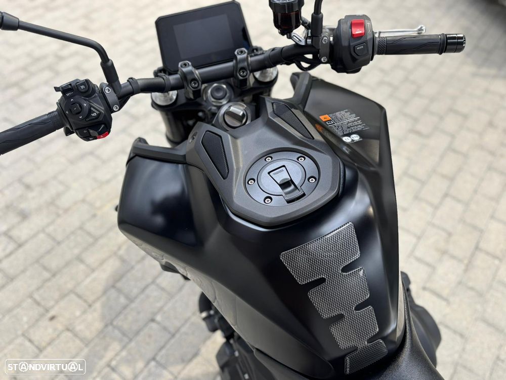Yamaha MT-09 Y-AMT - 6