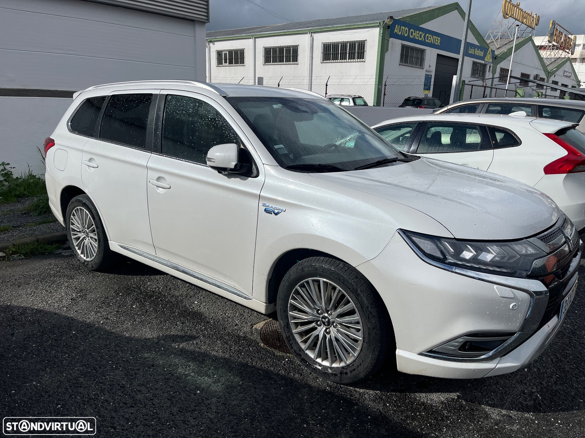 Mitsubishi Outlander 2.0 PHEV Intense - 2