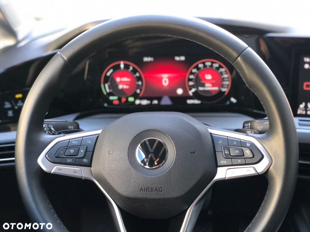 Volkswagen Golf VIII 1.4 TSI Plug-In Hybrid Style DSG - 18