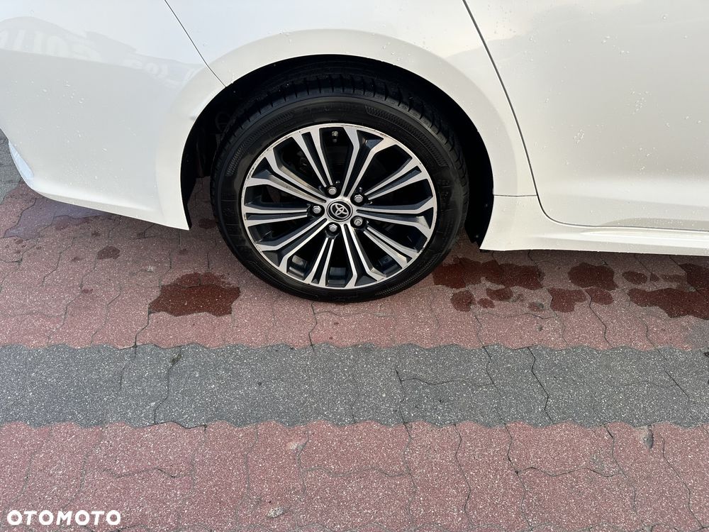 Toyota Corolla 1.8 Hybrid Comfort - 13