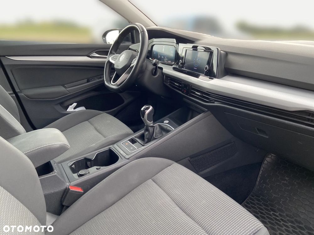 Volkswagen Golf - 21
