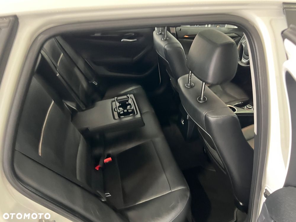 BMW X1 sDrive18d Sport Line - 25