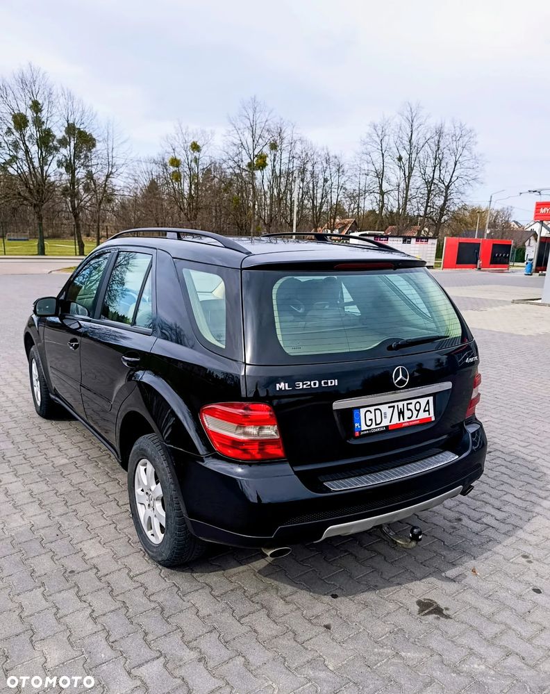 Mercedes-Benz ML 320 CDI 4Matic 7G-TRONIC - 13