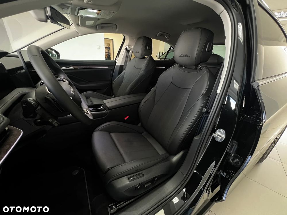 Skoda Superb 2.0 TDI SCR 4x4 L&K DSG - 20