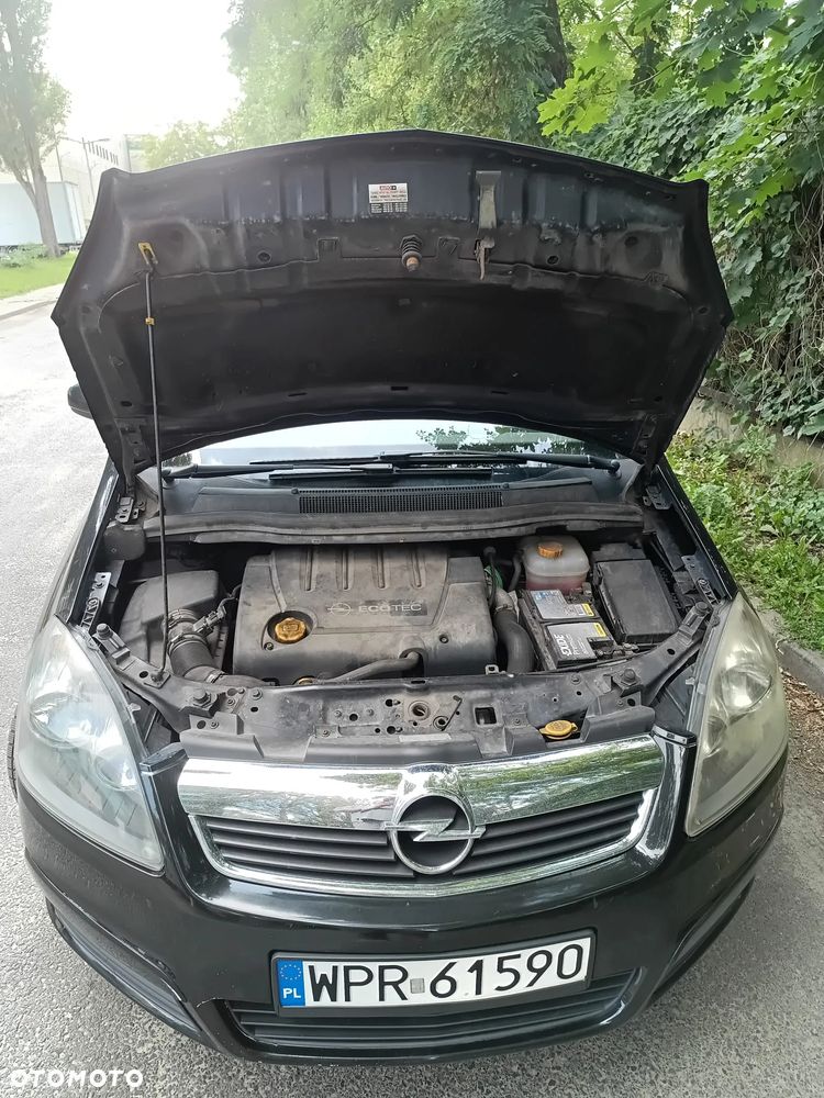 Opel Zafira 1.9 CDTI - 11