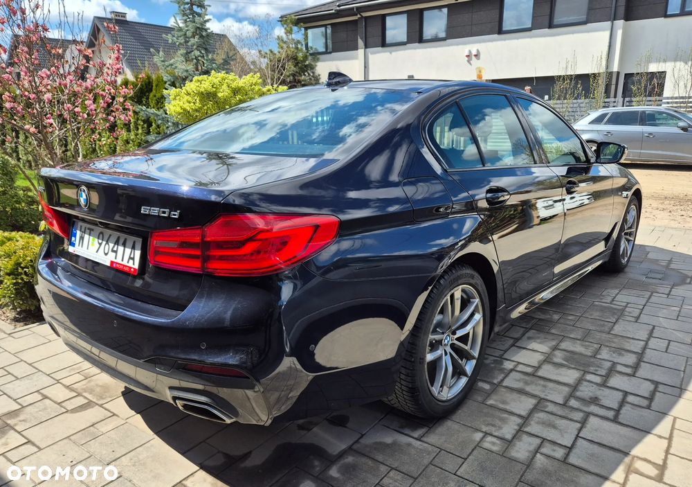 BMW Seria 5 520d xDrive M Sport sport - 23